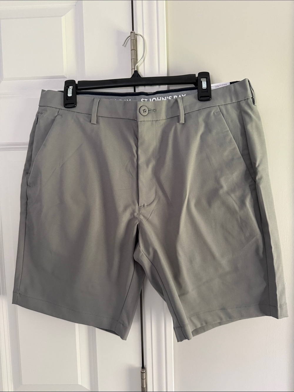 St. John's Bay Men's Light Gray Flat Front Performance Shorts